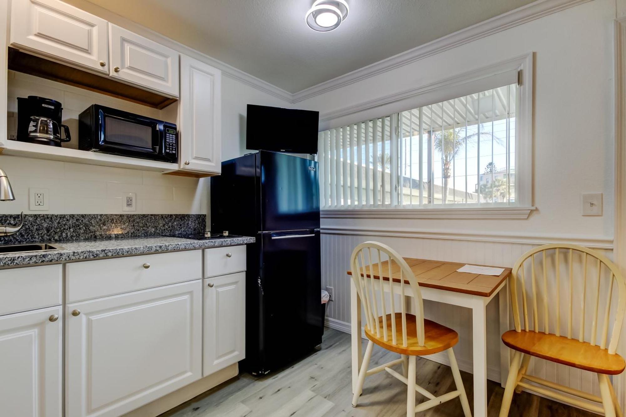 Carousel Suites -Redington Shores Exterior photo